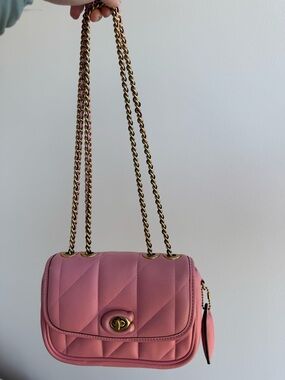 Coach Pillow Madison 17 in Bubblegum Pink